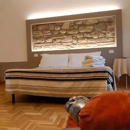 Suite Brizi Πανσιόν 3*